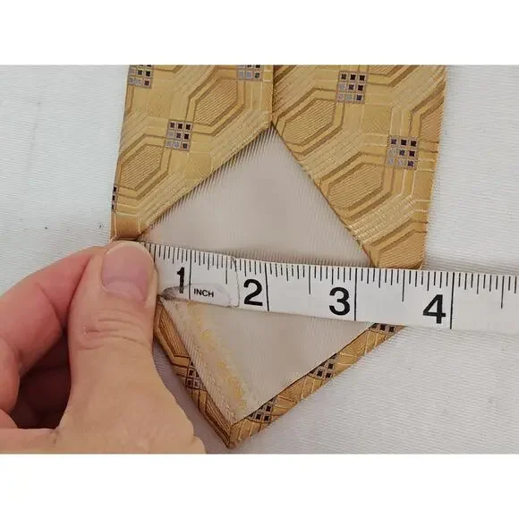 Ermenegildo Zegna Gold Men's Silk Tie Made in Italy Designer Classic 60 Necktie